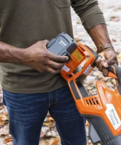 Alternative view of Husqvarna 350iB Leaf Blaster Battery Leafs Blower